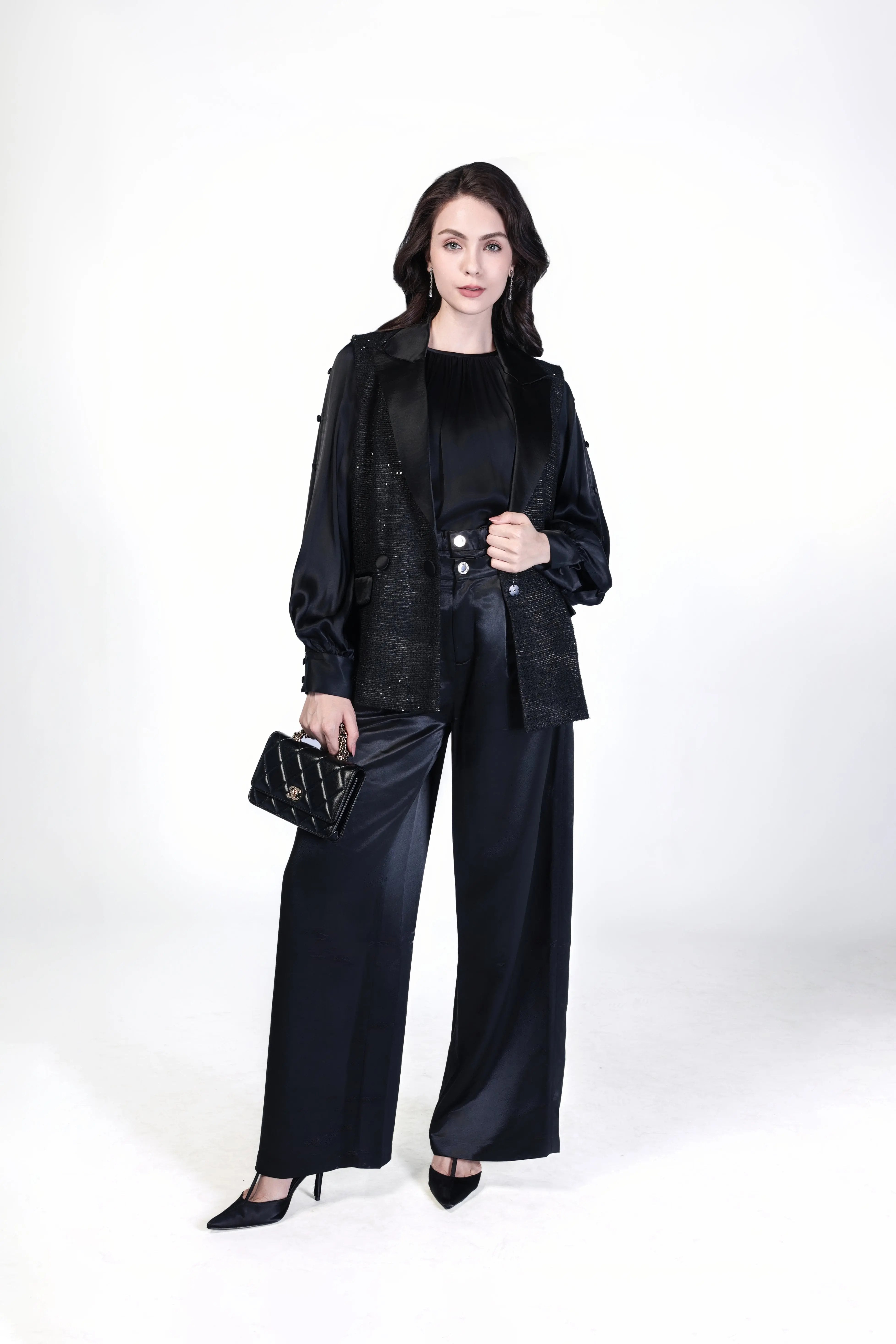 Stylish Black Vest with Pockets ULA